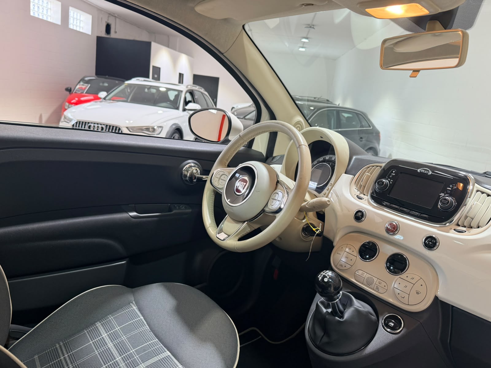 FIAT 500 1.2 8v Aniversario - Image 9