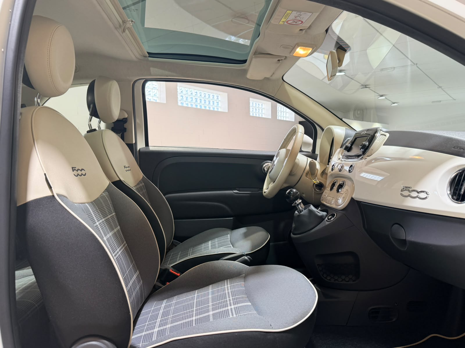 FIAT 500 1.2 8v Aniversario - Image 11