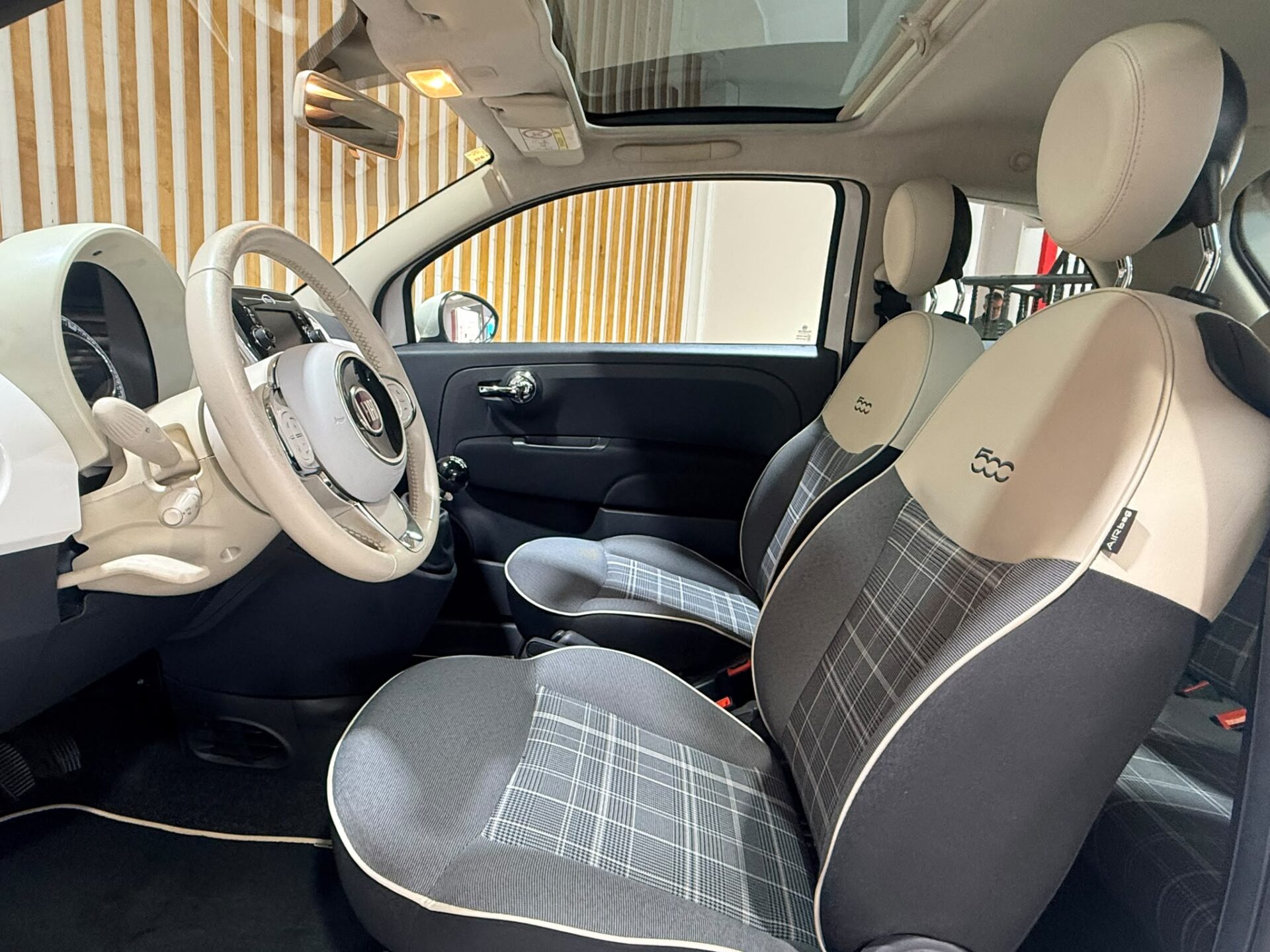 FIAT 500 1.2 8v Aniversario - Image 17