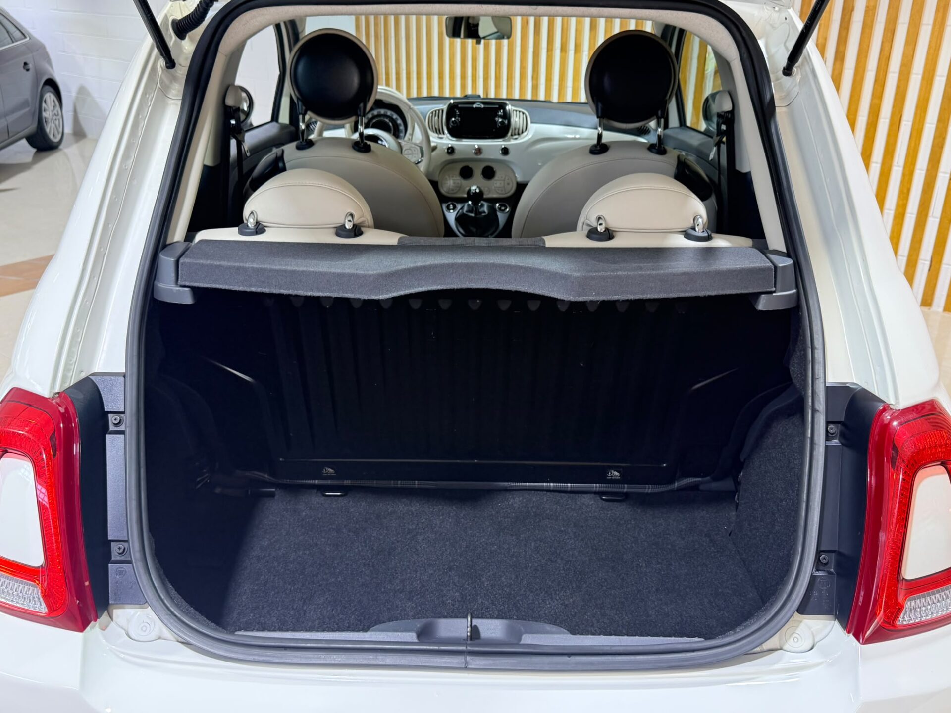 FIAT 500 1.2 8v Aniversario - Image 19