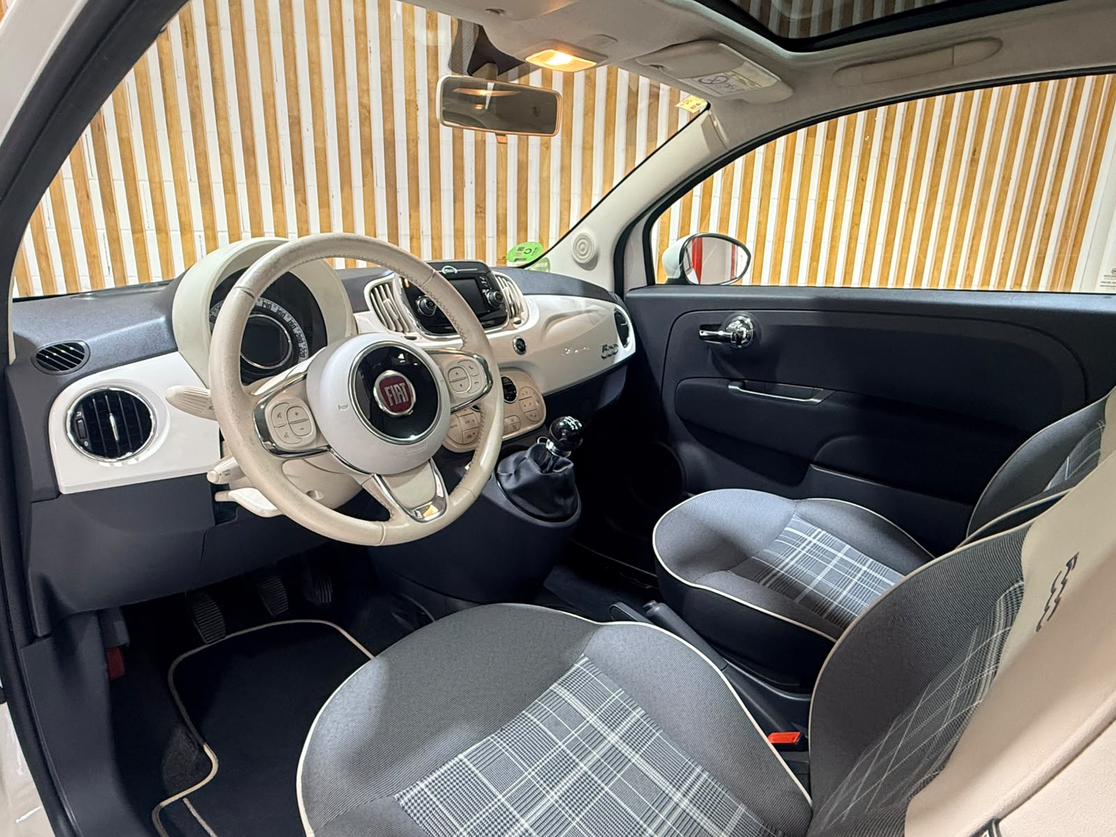 FIAT 500 1.2 8v Aniversario - Image 22
