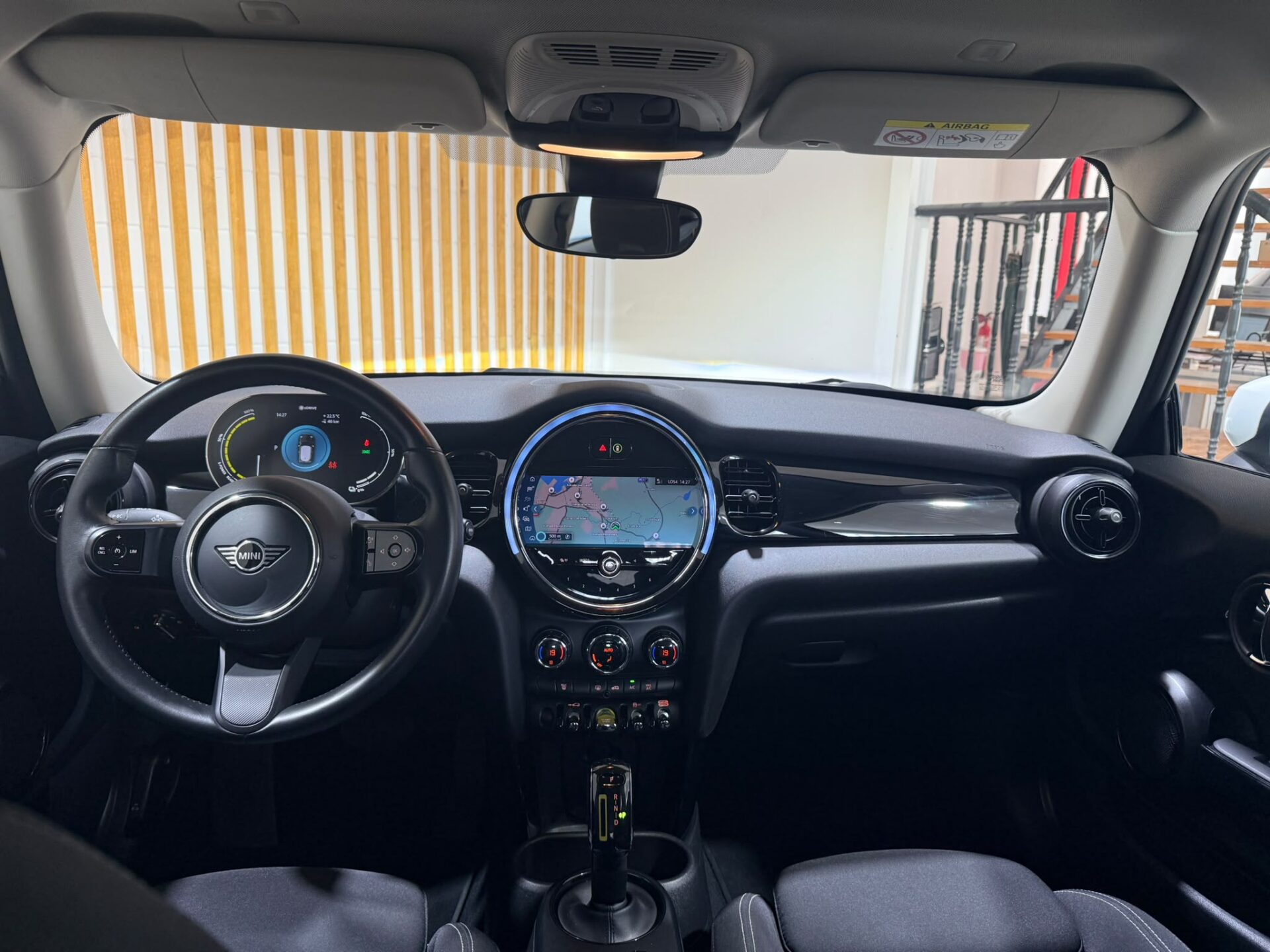 MINI COOPER SE ESSENTIAL TRIM 100% ELECTRICO - Image 15