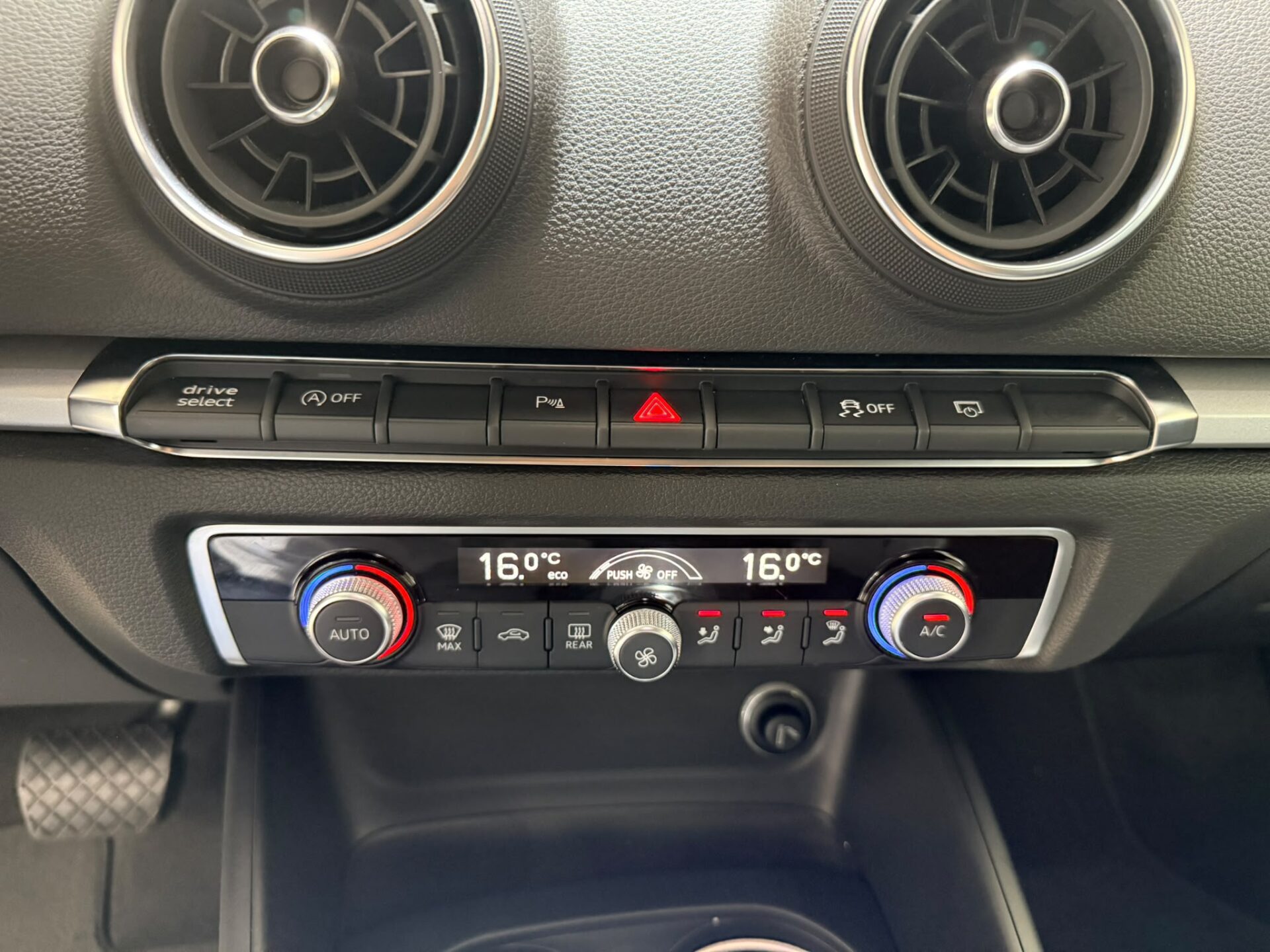 AUDI A3 SPORTBACK TFSI - Image 6